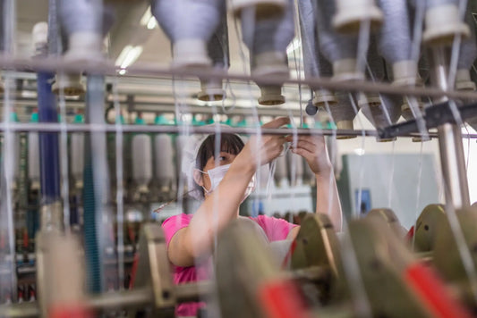 Le-coût-de-production-d-un-vêtement-Découvrez-les-coulisses-de-l-industrie-textile OldPiece